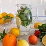 Eau infusée concombre-menthe