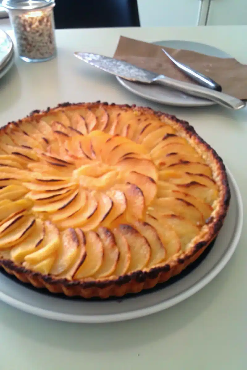 Tarte aux pêches fraîches : la meilleure recette maison facile et gourmande