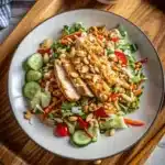 Salade Thaïe au Poulet sauce Satay