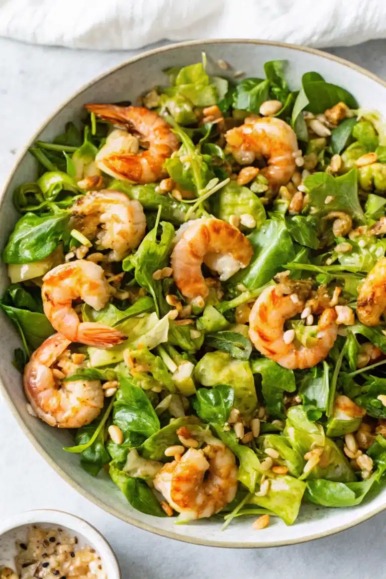 Salade de poireaux fondants avocat crevettes et mâche