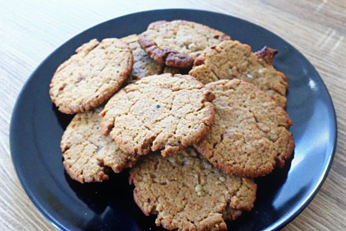 Biscuits aux marrons dorés prêts à être dégustés